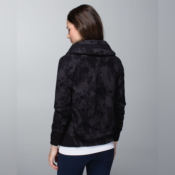 Lululemon To Class Jacket - Size 4 - Picture 2 of 9